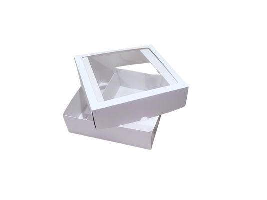 Cutie albă cu capac și fereastră din acetofan – 20x20x6 cm