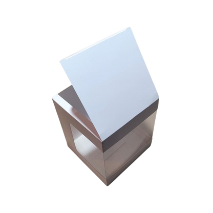 Cutie cadou 13×13×15,5 cm cu fereastră pe 3 laturi