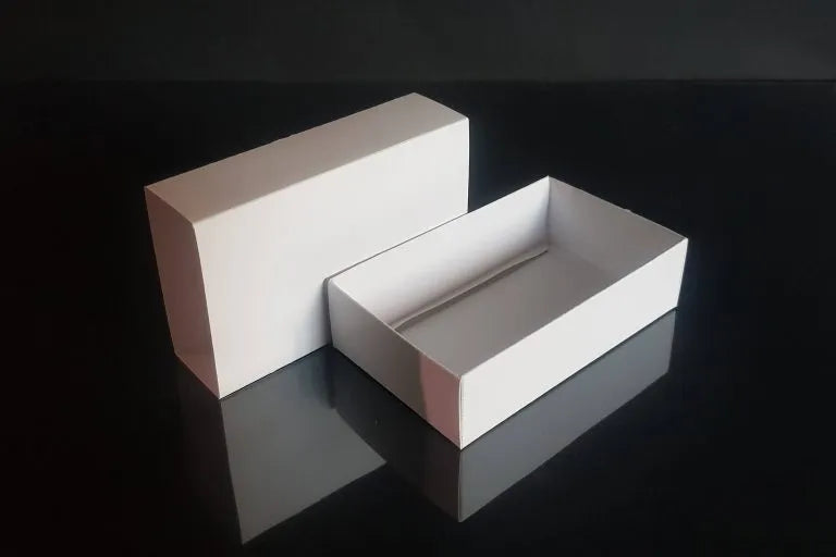 Product box white 1/2, 10x6x2.7 cm