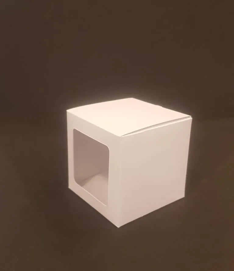 White product box with 7.4 cm glass