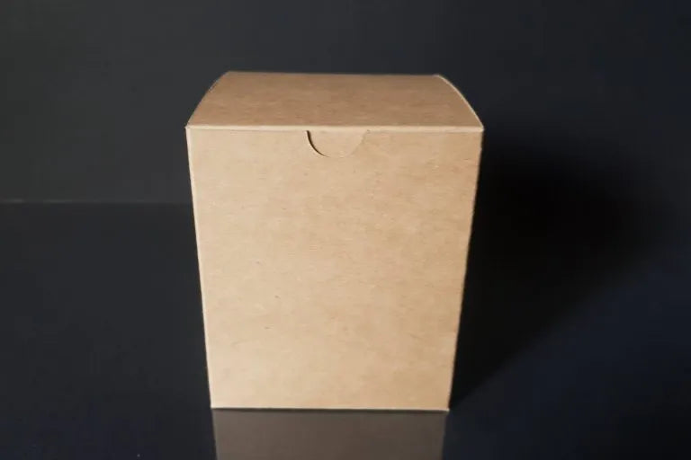 Natural box with window 10x10x10 cm