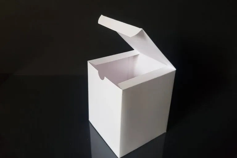 White product box 7x7x8 cm