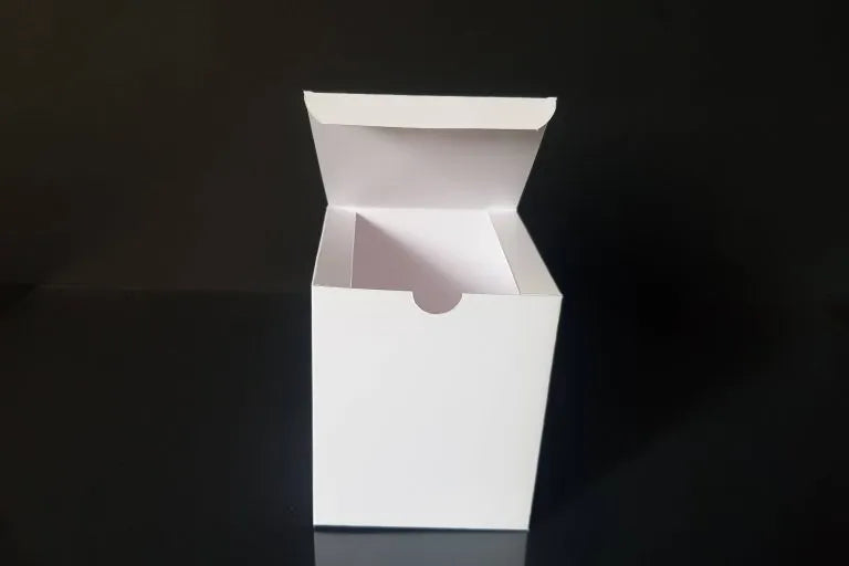 White product box 7x7x8 cm